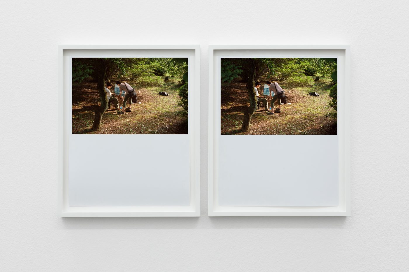 Daniel Gustav Cramer, Tales 106 (Ueno, Taiko City, Tokyo, August 2019), 2020.. 2 framed C-prints. (2 x) 25.5 x 20.5 cm
