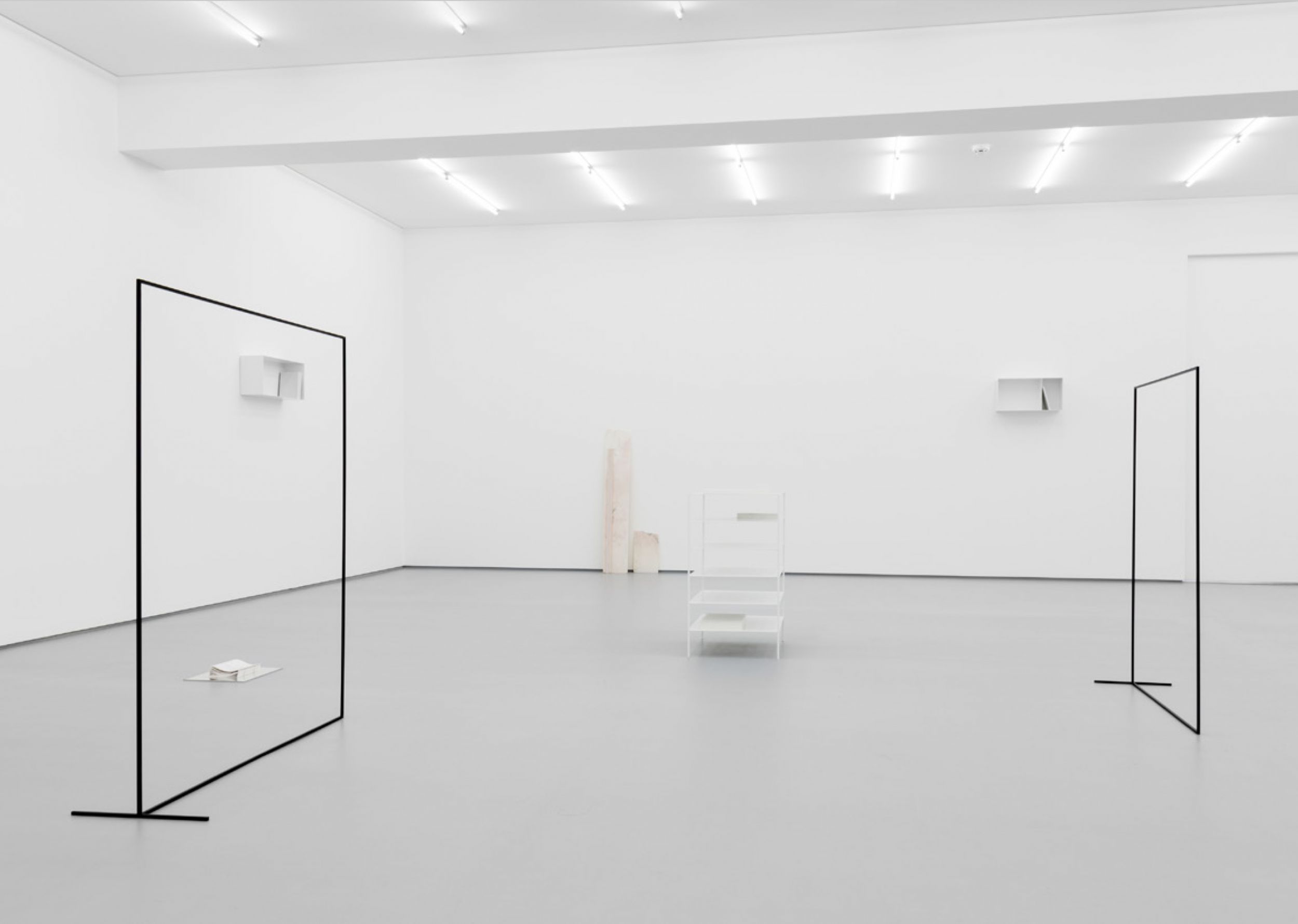 Exhibition view: Fourteen Works, Daniel Gustav Cramer, Galeria Vera Cortês, 2017
