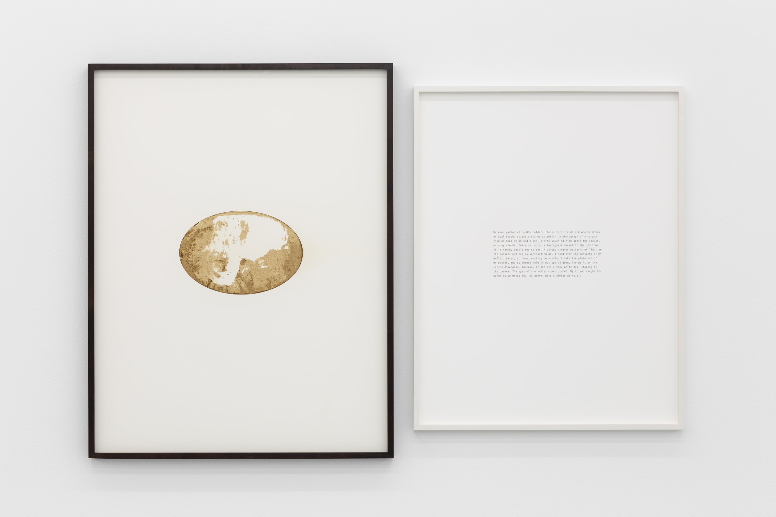 Daniel Gustav Cramer, Feira da Ladra, 2021. Laser burnt image, text. 70.3 × 105.5 cm
