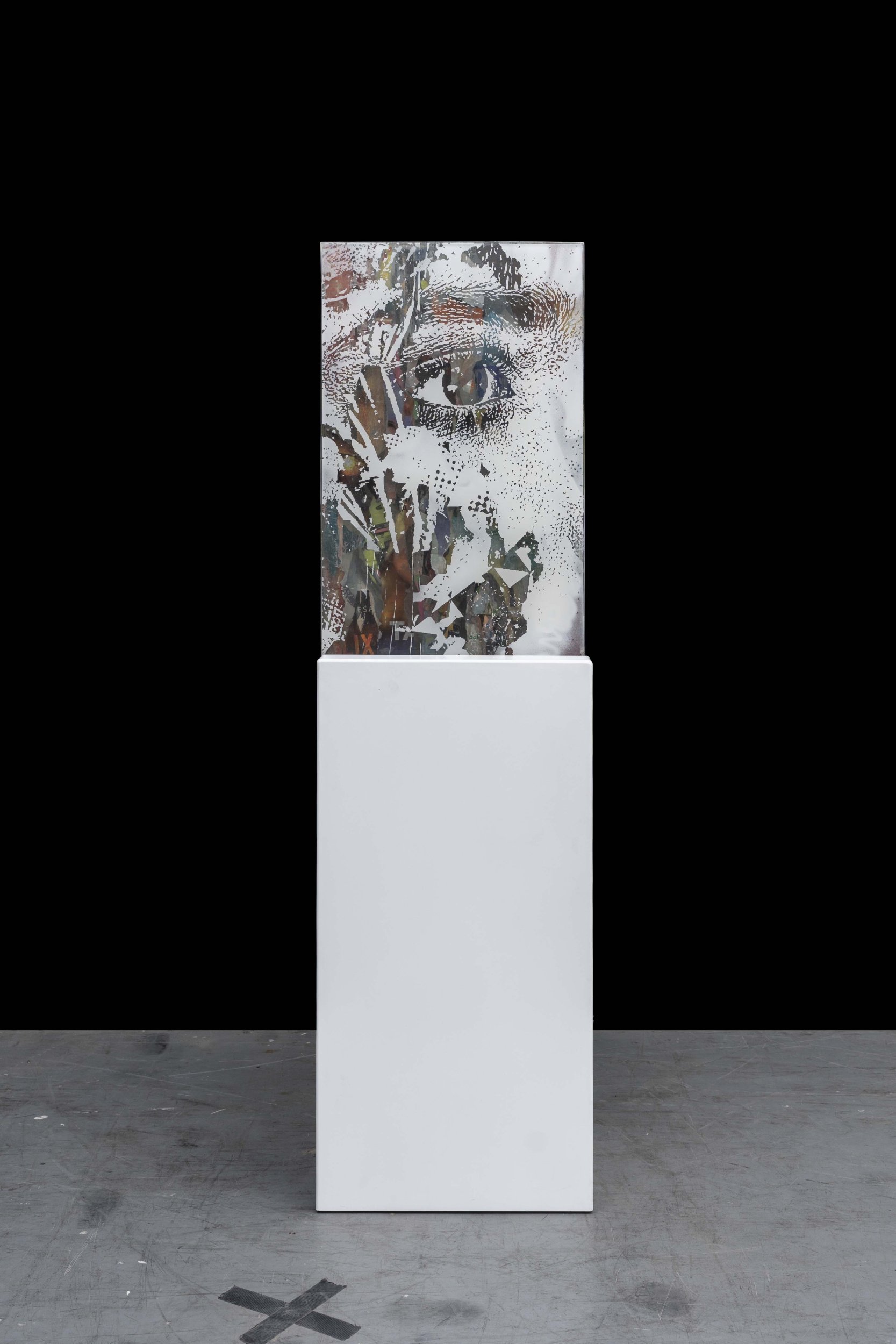 Alexandre Farto aka Vhils, Amber Series #12, 2022. Advertising posters, spray paint, glue, crystal epoxy. 85 x 49.5 x 15 cm. 179 x 50.5 x 33.5 (with podium). Unique
