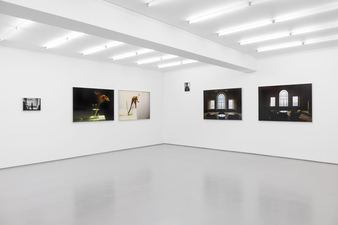 Daniel Blaufuks, (Still) Waiting for Godot. On view until 16 May
