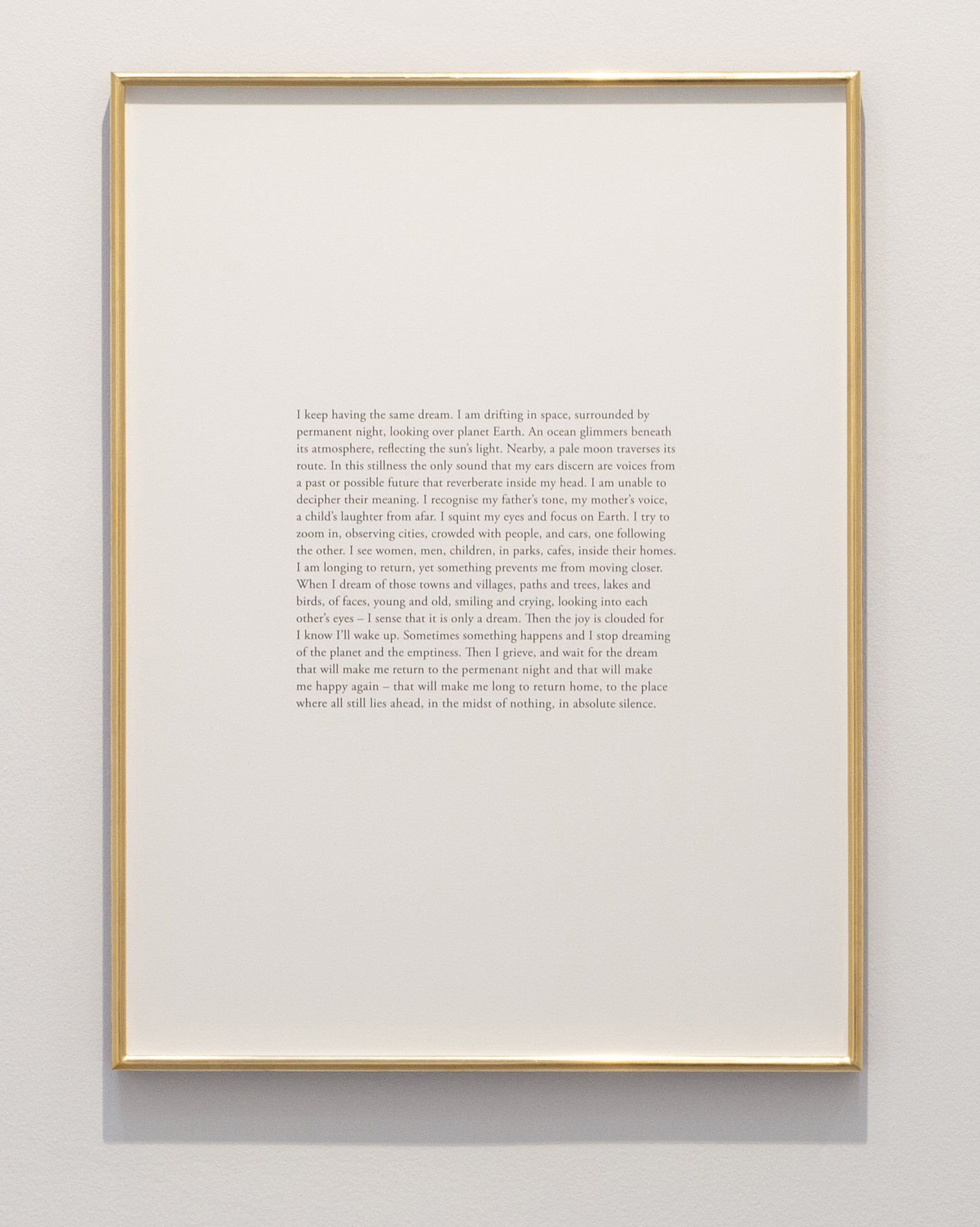 Daniel Gustav Cramer, Silenzio, 2022. Text on paper, framed, gold leaf. 68 x 51 cm. Ed. 5
